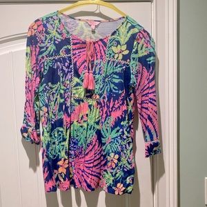 medium Lily Pulitzer blouse